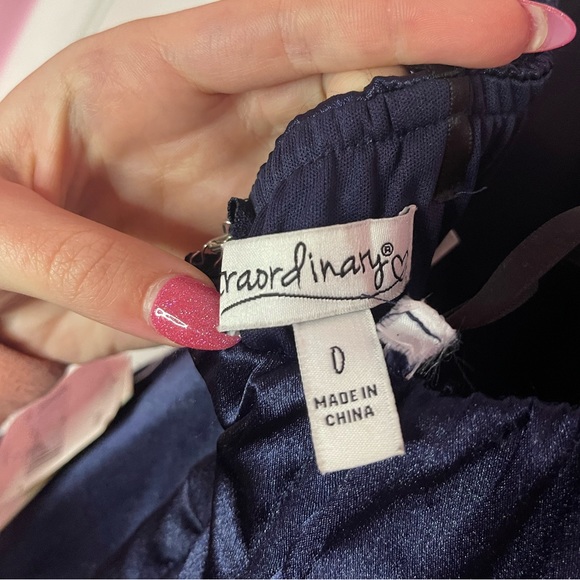 Formal navy dress - Picture 3 of 4